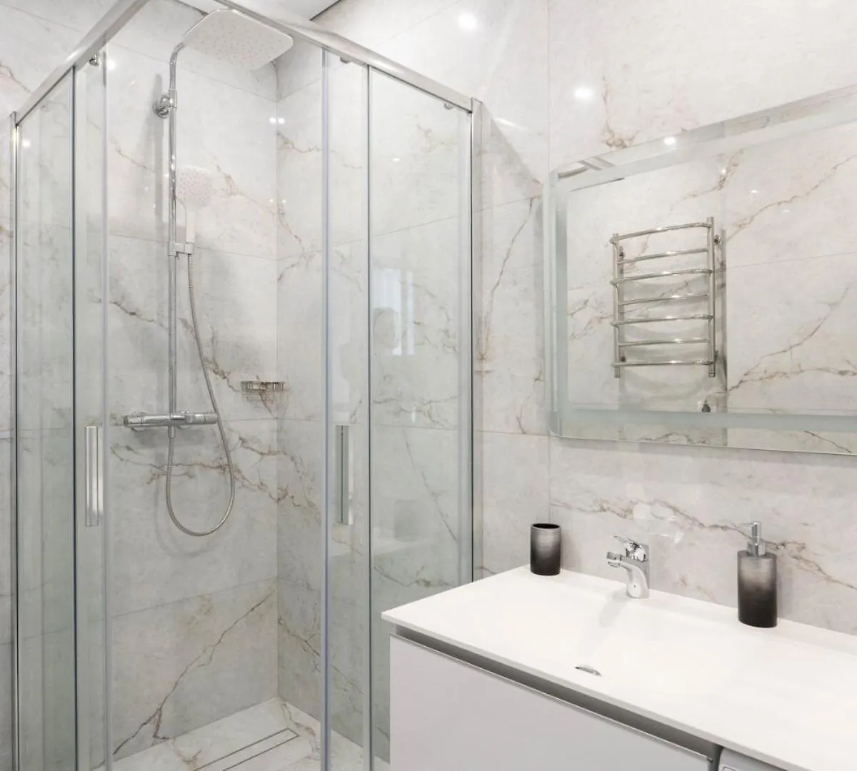 Skyview Luxe Apartment On Sholudenka Street 基輔 0*,